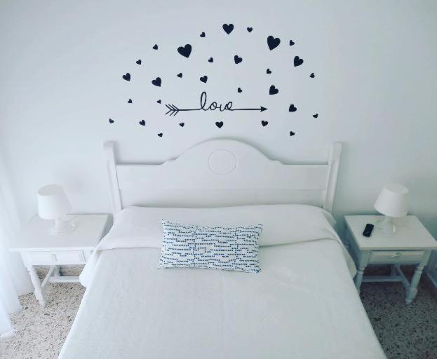 Отель Hostal La Parada Уэльва Экстерьер фото